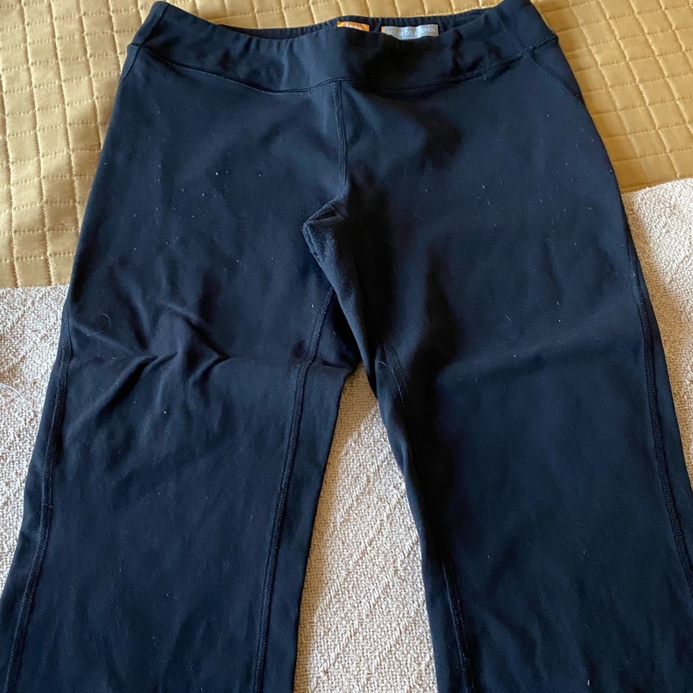 Lucy brand Powermax Lotus Collection leggings